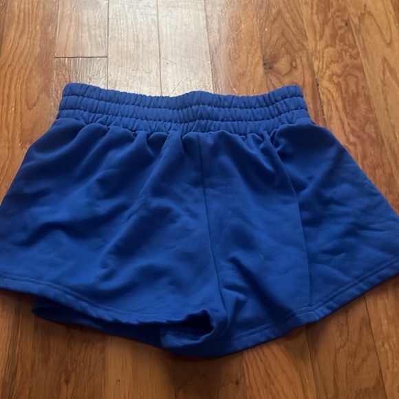 High Waisted Comfy Shein Shorts - Picture 2 of 4